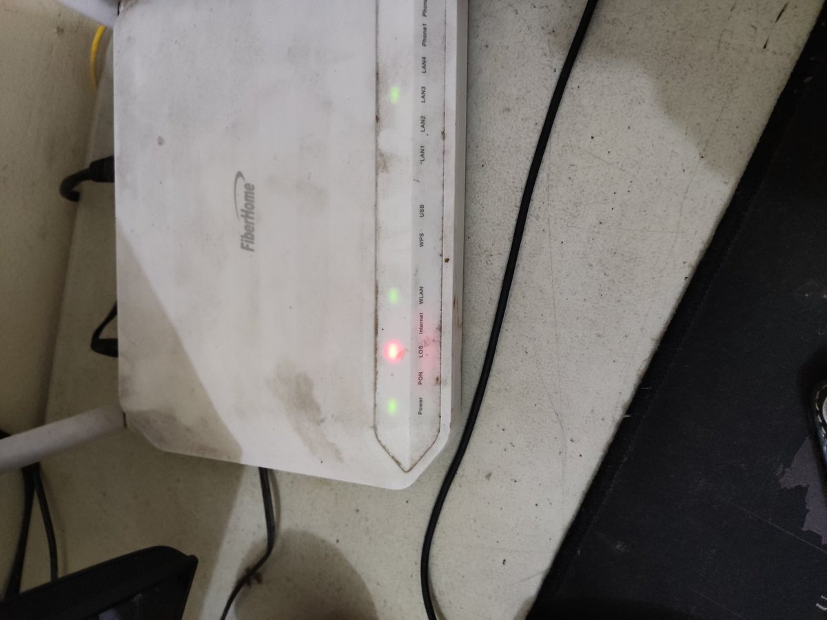 nopaladrn's tweet photo. @IndiHomeCare udh 2 hari wifi mati bilangnya tanggal 30-09 mau dateng kelokasi, tapi malah diundur lg sama cs yg di dm https://t.co/2EgiGMPdw7