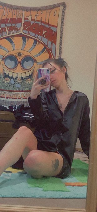 It&rsquo;s the season of mania https://t.co/lJQ3J0uRmz<a href="/tag/of"class="tags"><span>#of</span></a><a href="/tag/nsfw"class="tags"><span>#nsfw</span></a><a href="/tag/sexworker"class="tags"><span>#sexworker</span></a>