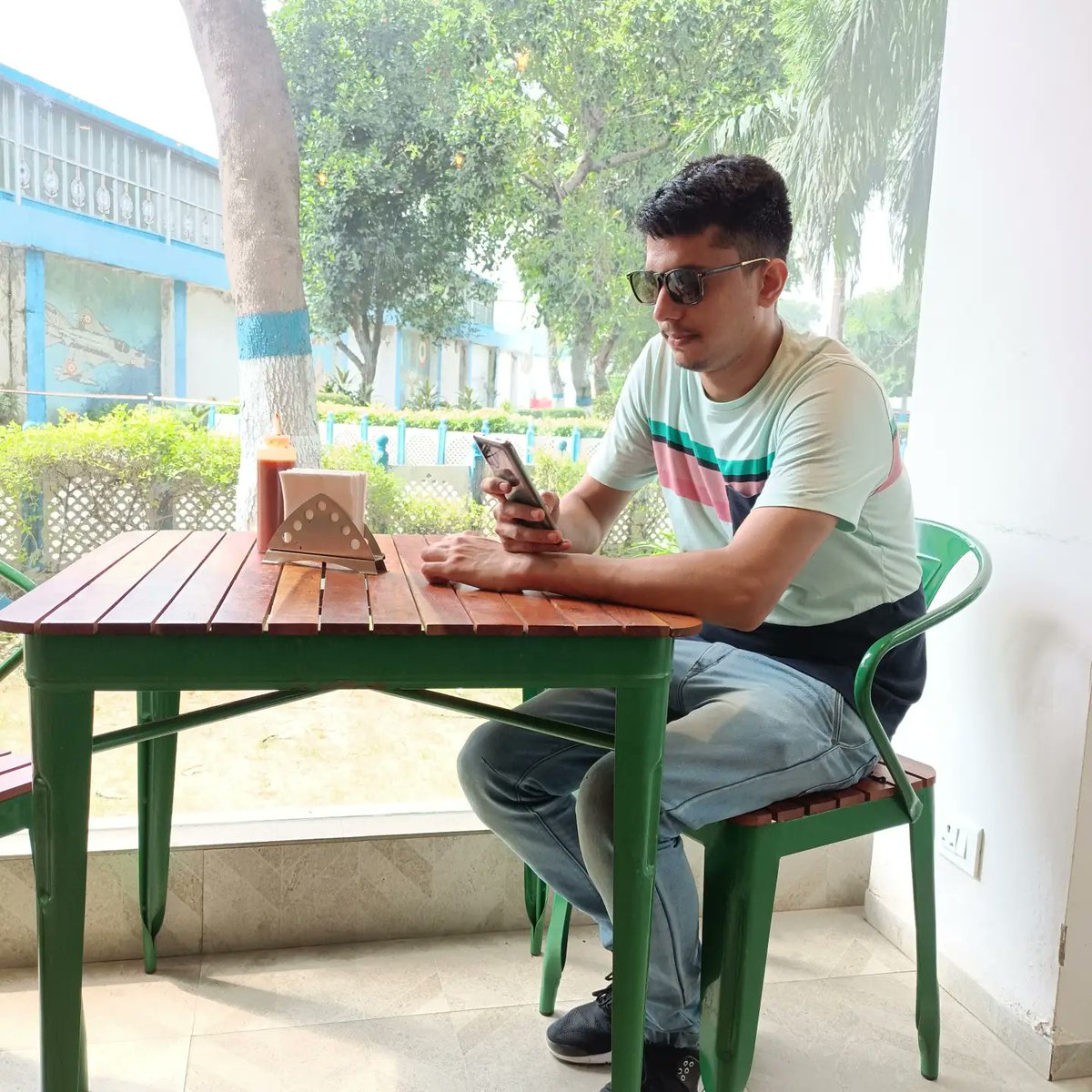 VeerJaglan's tweet photo. #chilling #RainyDay https://t.co/VRK2Dv1AQi