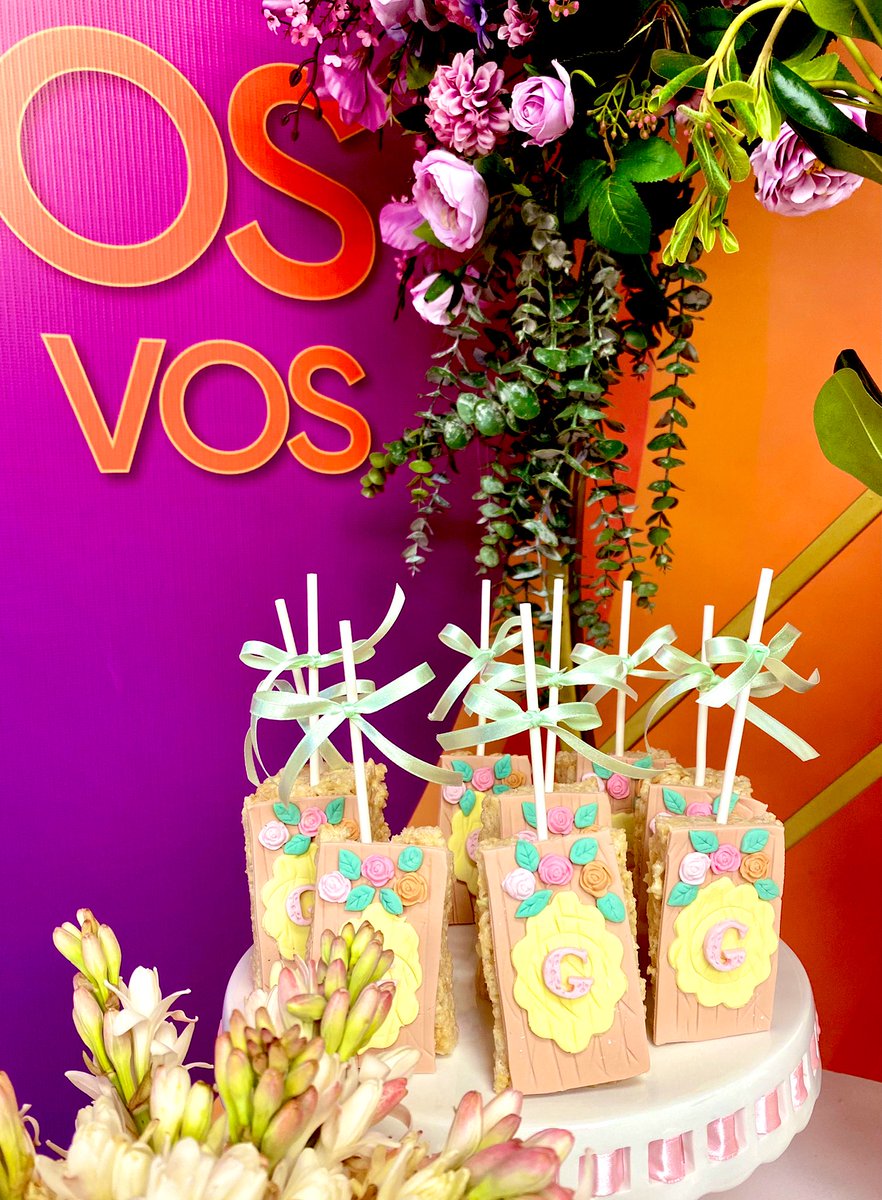 DebOH! decirle ADIÓS a #Septiembre2021 🥰 el Mes que escogió nuestro Padre Celestial para anunciar que soy el PapitOH! de Baby Gabriela y con mi Pareja, Mamá Ileana, empezaremos a vivir nuestro ciclo familiar… 
🙏🏻🧷🧡
TodOH! está listo en la Casa Mediática del Baby Shower <a href="/VOSTV/">VOS TV</a>