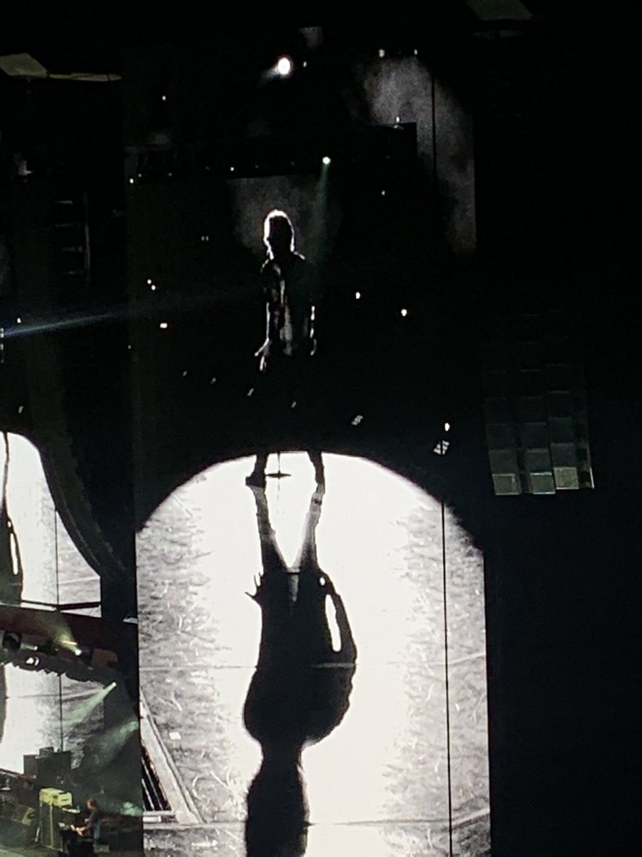 EmGee (marialice g) tweet media