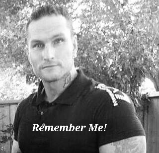 jfmbtd's tweet photo. Five years since Nicholas Cercone of @HamiltonPolice shot and killed my brother Tony Divers-- unarmed,and in crisis. Never forgotten. 5 years, 5 candles, 5 flowers! https://t.co/C7Chs4nF1L