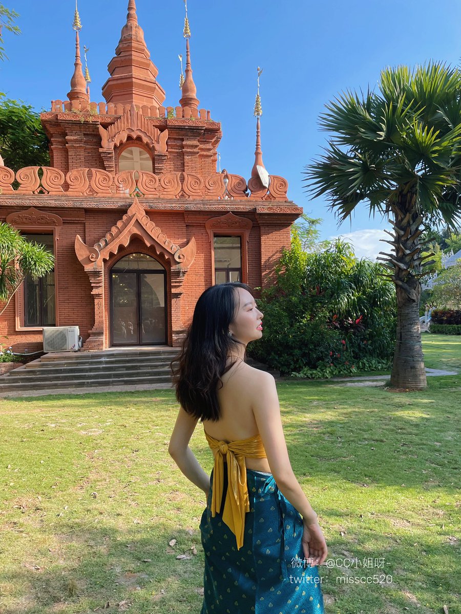 摄影博主变身旅游博主

#西双版纳 #曼听公园 #拍照 https://t.co/6gQUy7Jb8G