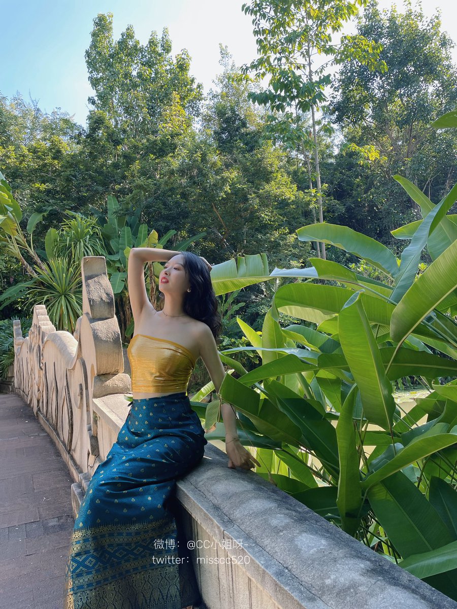 摄影博主变身旅游博主

#西双版纳 #曼听公园 #拍照 https://t.co/6gQUy7Jb8G