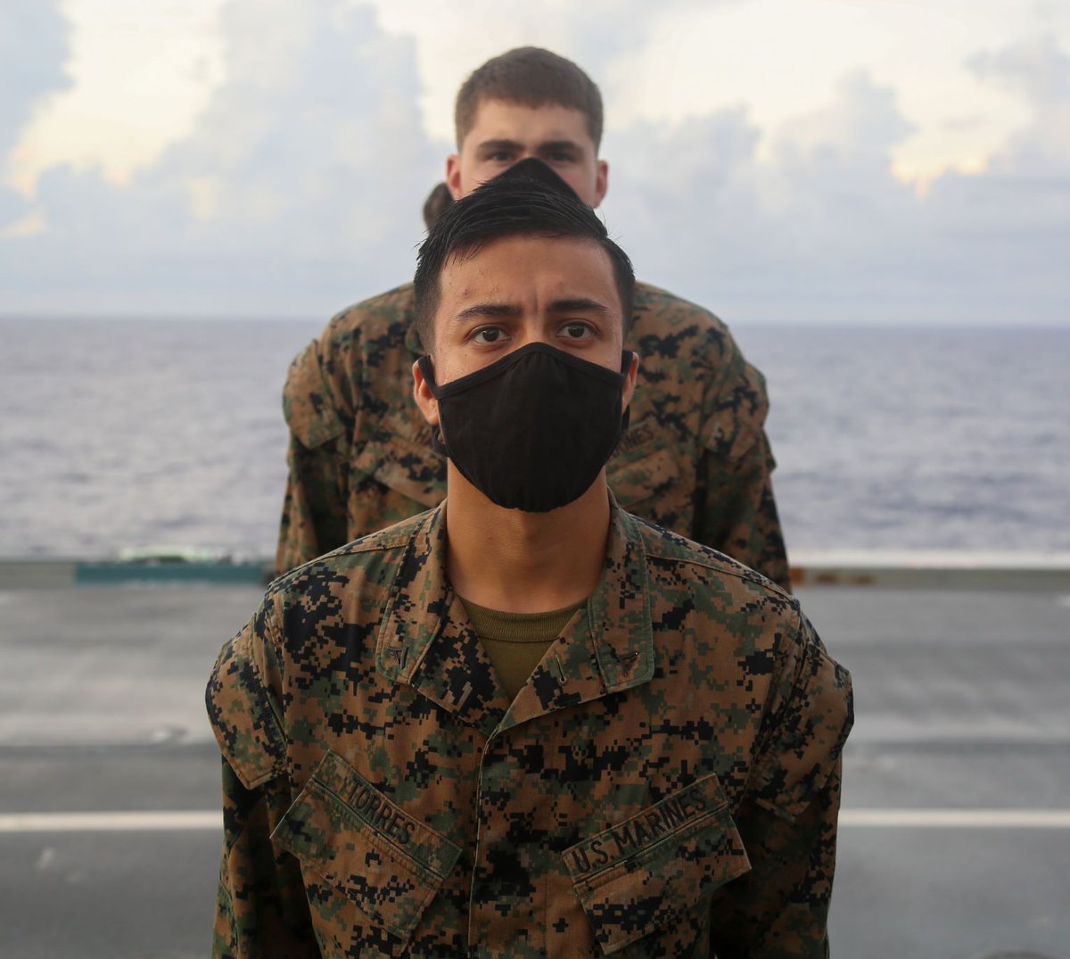 SenNatRepQNLZ's tweet image. Congratulations to these hardworking Marines on their promotions and award aboard @HMSQNLZ  BZ