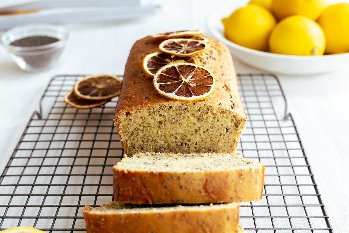 NutritionalRaw's tweet image. Oil-Free Homemade Lemon Chia Seed Bread

The delicate scent of freshly baked #LemonBread is so refreshing and mouthwatering, don't you think? This #recipe is quite easy as you will only need 5 little steps for this one. 

rawnutritional.com/blogs/recipes/…