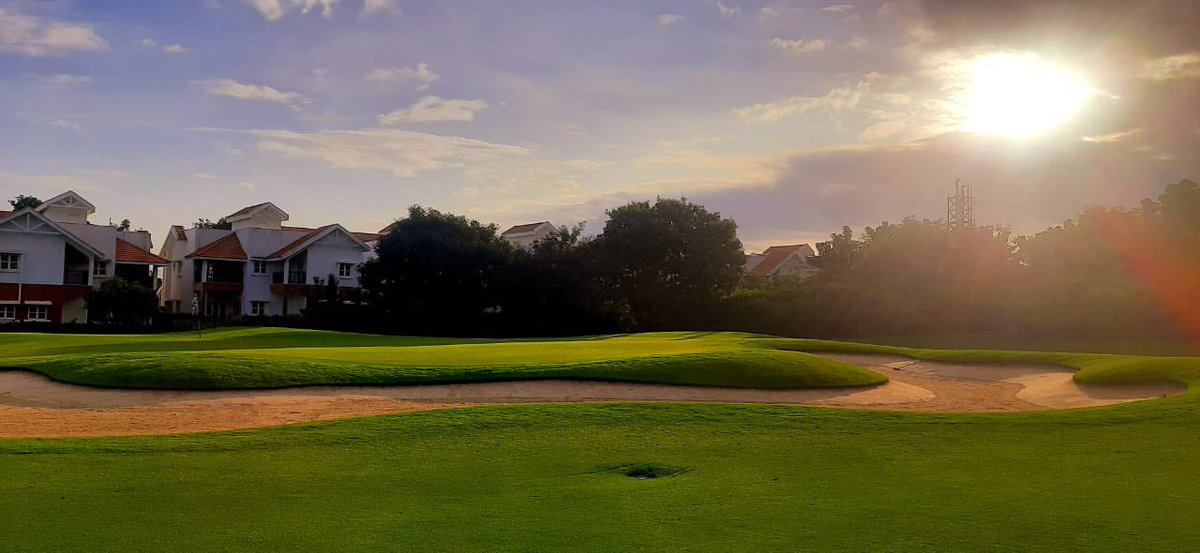 AugustaPrestige's tweet photo. We love catching sunsets @prestigeaugusta 🌅
.
.
#executivegolfcourse #golfcourse #par3course #golf #golfers #golfing #golfersofinstagram #golfstagram #bangaloregolf #golfinbangalore #golfcoursesuperintendent #golfcoach #golfingparadise #juniorgolfers #troon #troongolf https://t.co/sMOMTy2zs4