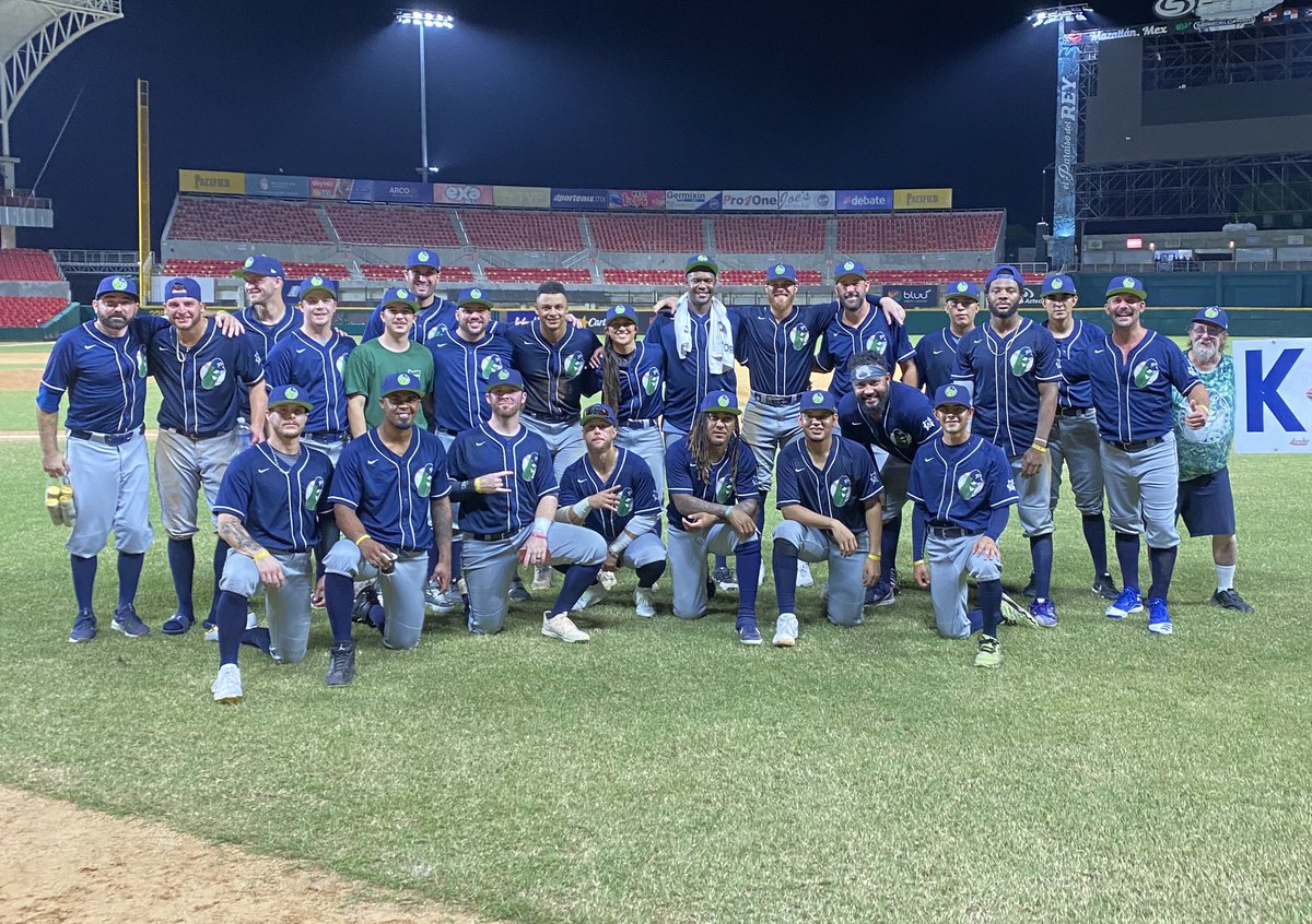 PICKLES WIN! 4-3 in 10 innings. What a night! #RevengeOfThePickle