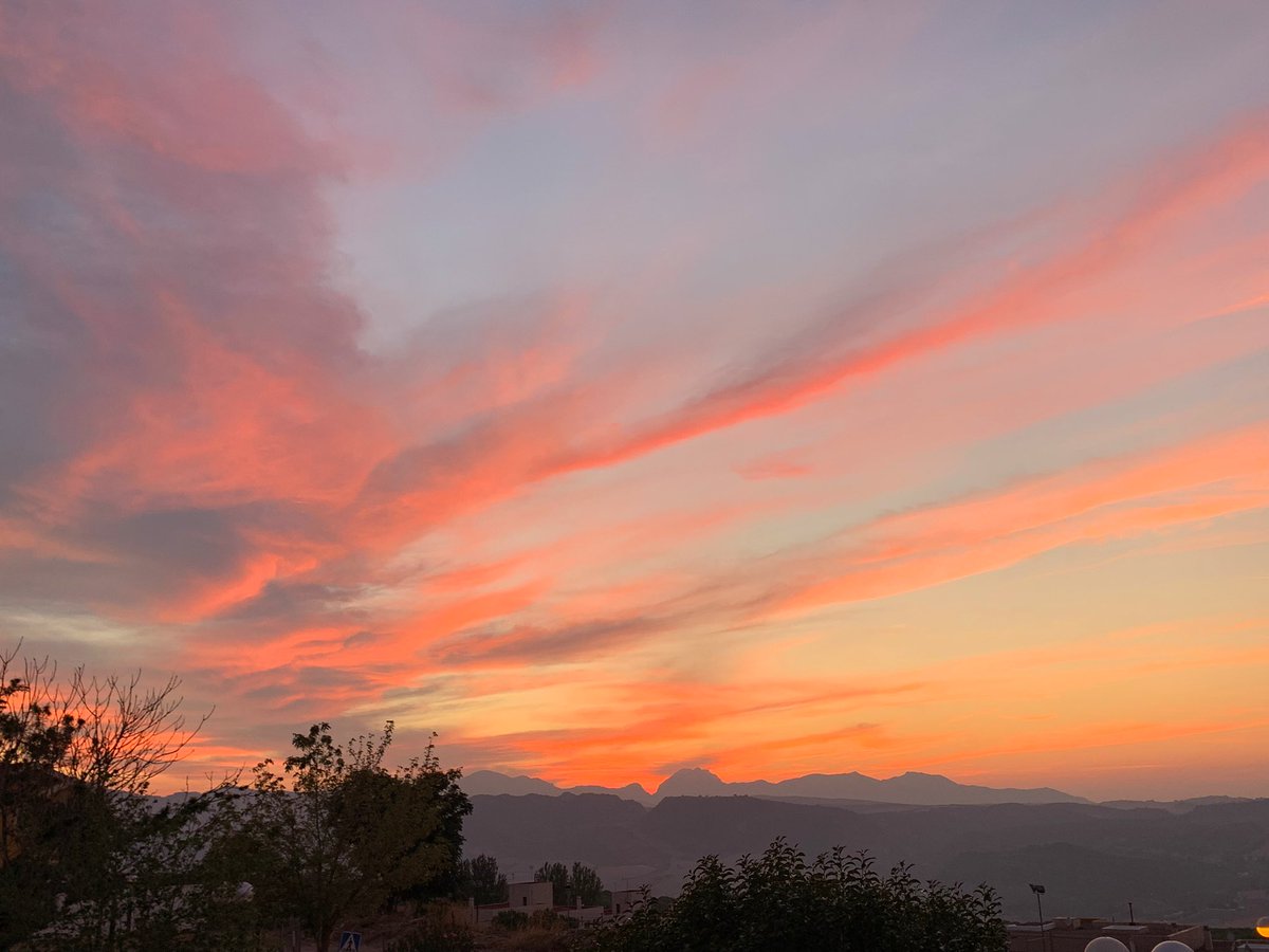 anafn51_'s tweet photo. Atardeceres terapéuticos…✨✨ https://t.co/y9CxjeTaxr
