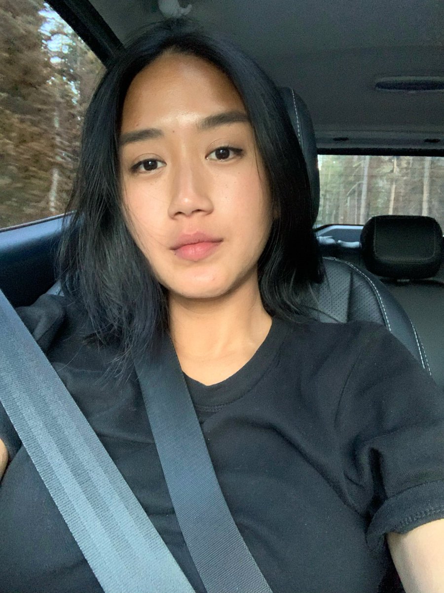 MoeloekRenatta's tweet photo. Selpi ah. Senyum se ikhlas nya aja. https://t.co/eS84PAZ6Tt