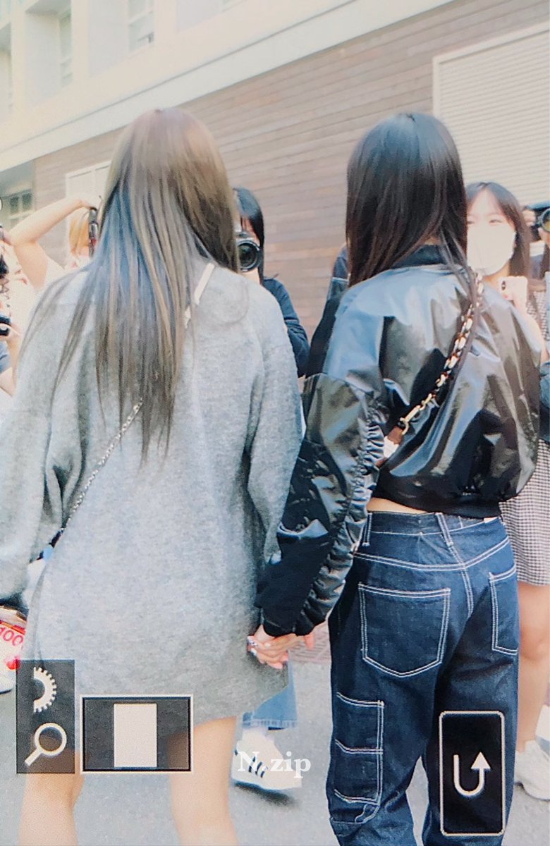 แงวจึ❤ ˢᵏʳ ʰʷ ᶰᶻ ʳᶻˡ || 나 뽀뽀해줘~ tweet media