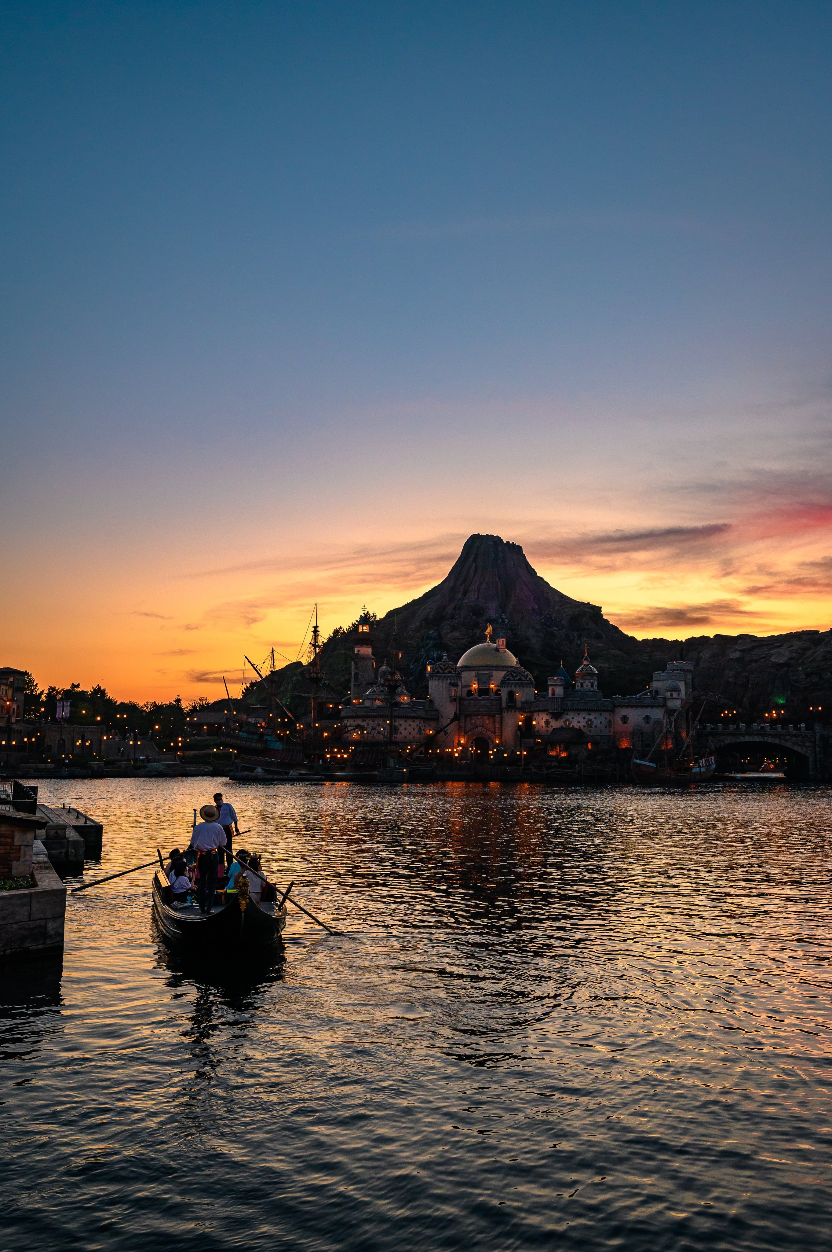 ちゃん 東京ディズニーシー Tokyo Disneysea 携帯の壁紙に良さそうなディズニー夕焼け T Co Wt1464abqz Twitter