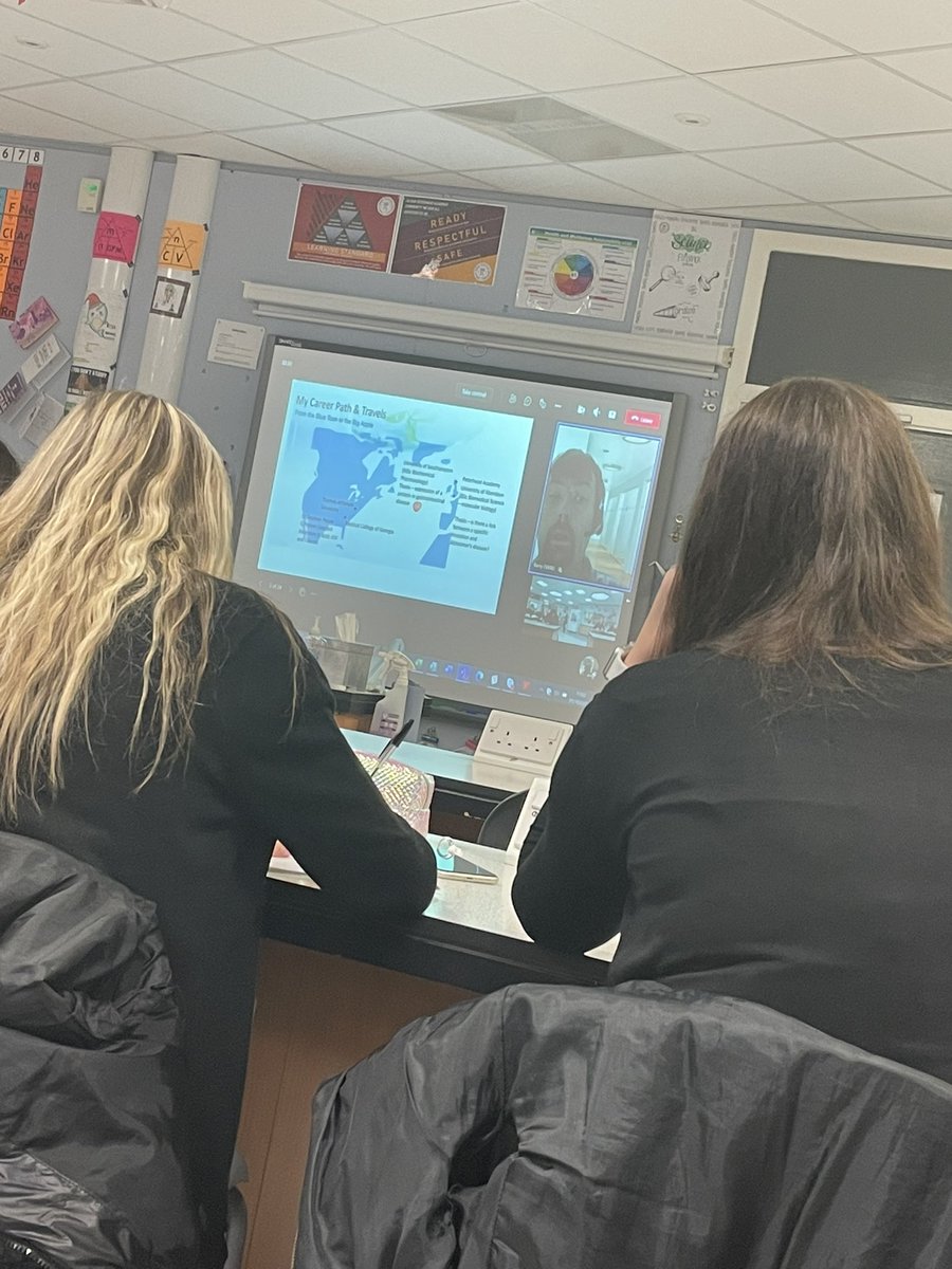 PHD_Biology's tweet photo. N5 lab skills are getting an insight into the “science of smell” today - Barry Evans, a biologist at Firmenich gave us a virtual talk into his very interesting job https://t.co/nD4BiP6AT7