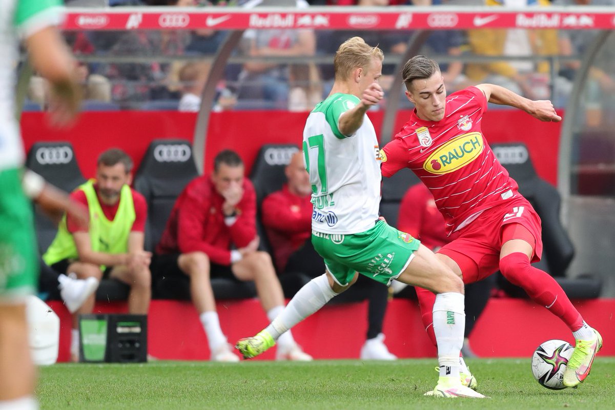 Premieren-Auktion der Trikots von <a href="/RedBullSalzburg/">FC Red Bull Salzburg</a> &amp; <a href="/skrapid/">SK Rapid</a> bringt € 16.383,- für den 🇦🇹 Nachwuchs- wie Spitzensport. Danke an beide Teams und alle Fans fürs Mitsteigern! bit.ly/39UDMtH