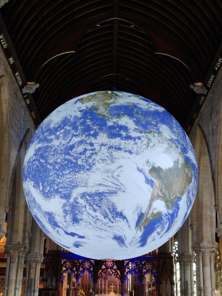 MissOsborne_NJS's tweet image. @National_Y3 @National_Junior we have been so lucky to visit #PlanetEarth @StWulframs this morning! What a spectacular spectacle!