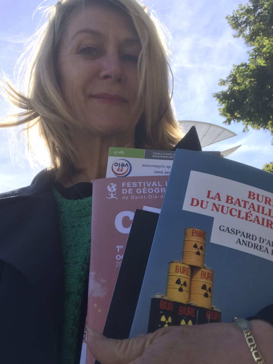 CarolineReys's tweet photo. On se ressource au Festival International de Géographie à #SaintDie 
#FIG2021 
#grandest 
#vosges 
#ecologistesGrandEst 
#stopCigeo https://t.co/oL4TigwzAN