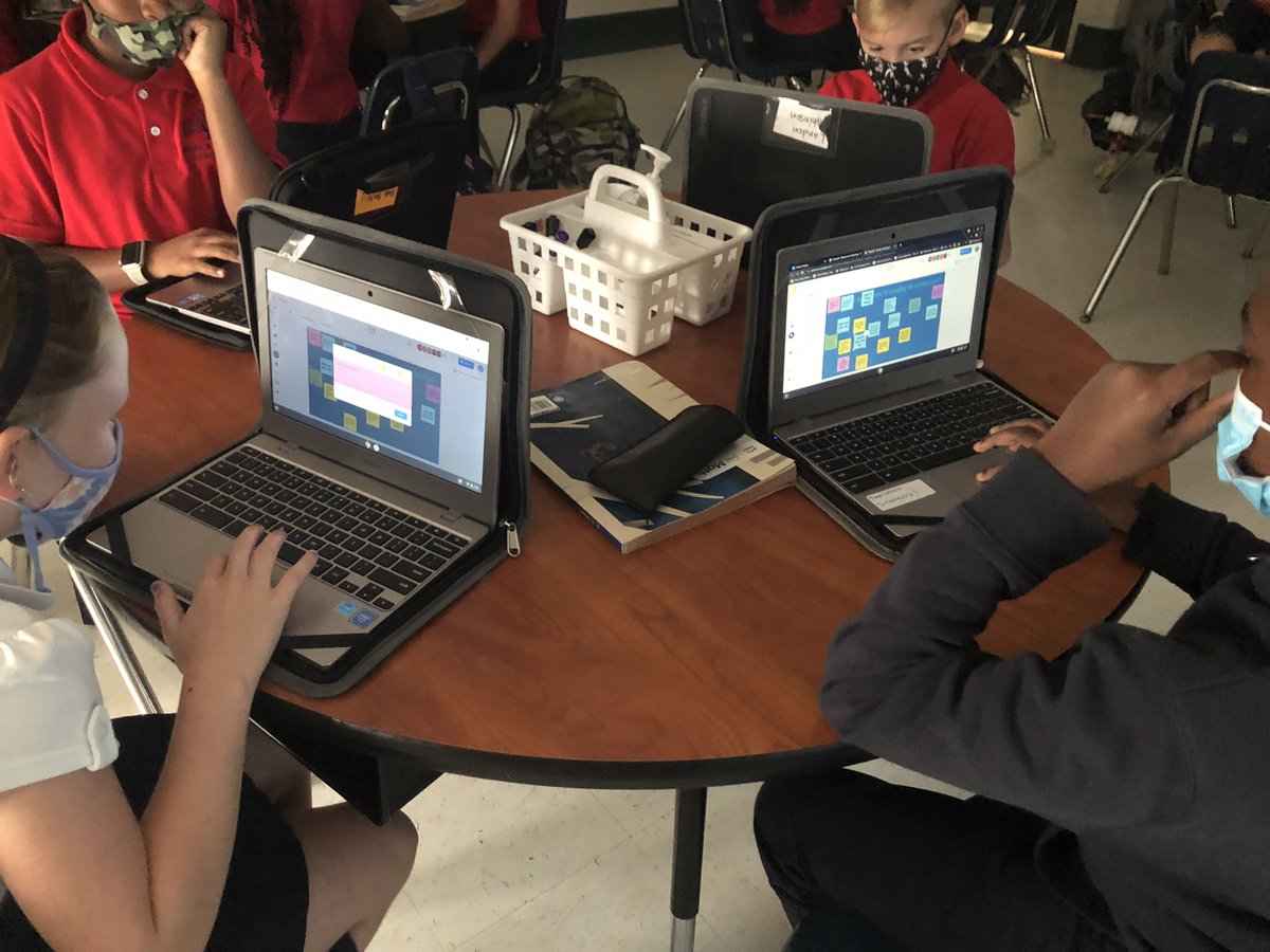 jennifischer3's tweet photo. Teaching a lesson about Empathy to 4th graders as we prepare to use the 4 C’s while working in groups. Students used @JamboardEDU to state how they can show Empathy to others. Then we used our skills to build paper towers #teambuilding https://t.co/7unh4kfG7F