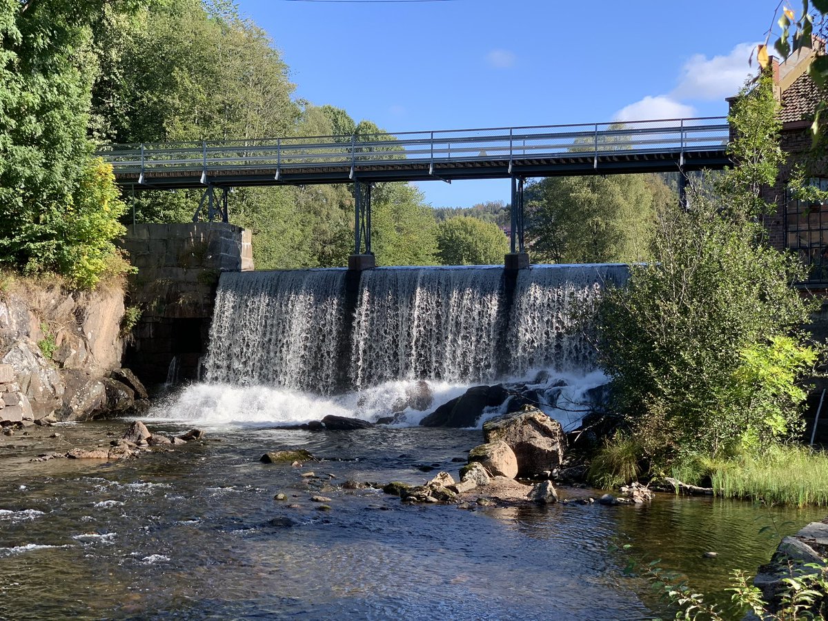 Fordi det er varslet store nedbørsmengder i dagene framover, økes vannføringen i Akerselva i dag i to etapper, melder VAV: 
 
Kl. 12 økes vannføringen fra 1 m3/s til 3 m3/s.
Kl. 15 økes vannføring videre til 5 m3/s.
 
Ytterligere økninger vurderes fortløpende.