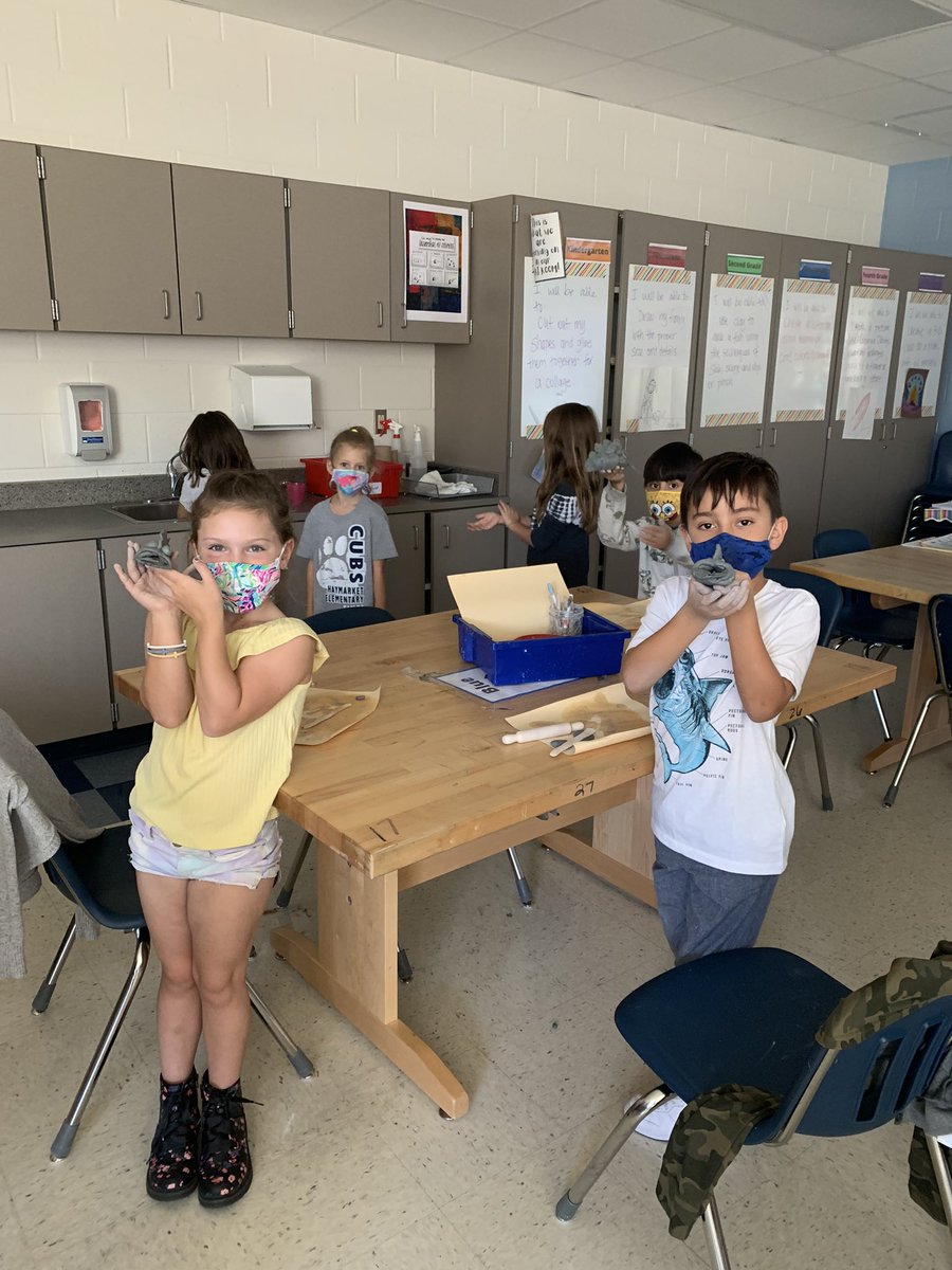 AimeeRop's tweet photo. We finally got our hands on some clay!! There is something so special about creating 3-d and getting a little messy too! The smiles and energy in my room says it all! @HaymarketCubs https://t.co/QExGL1SKix
