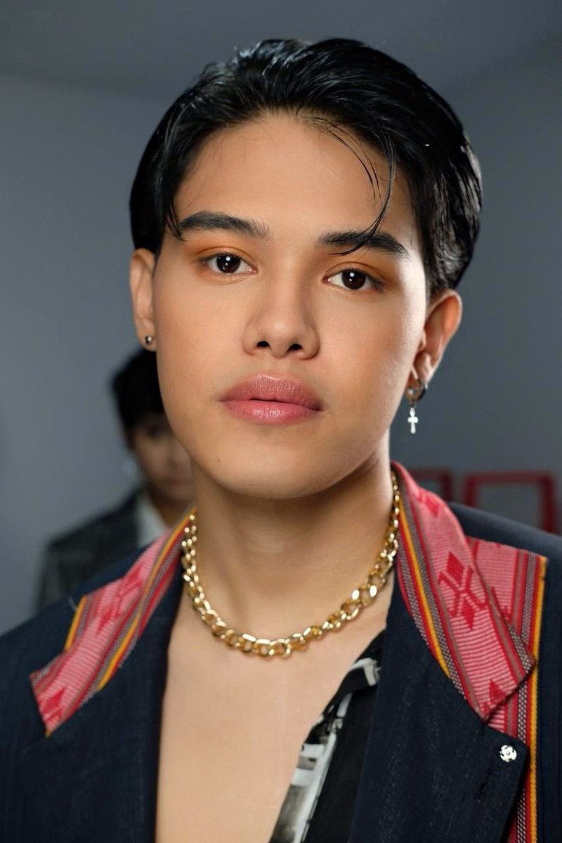 Official_ALAMAT's tweet photo. R-JI | PhilKor Fest 2021 portrait
Hair: Carlo Roblico  
Makeup: Janica Cleto 
Outfit: Victor Baguilat Jr. of Kandama https://t.co/HhdKWHIGUH