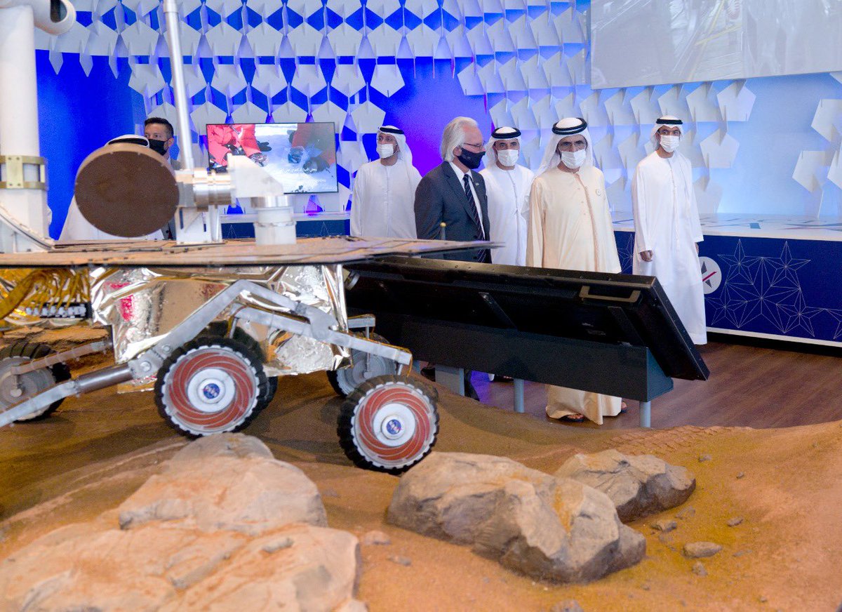 HHShkMohd's tweet photo. كما تجولت اليوم أيضا في الجناح الأمريكي وجناح الصين .. الشرق والغرب يجتمعان في دبي .. ويتحدثان في دبي .. وتتلاقى ثقافتهما على أرض دبي https://t.co/yUoQgUQIzi