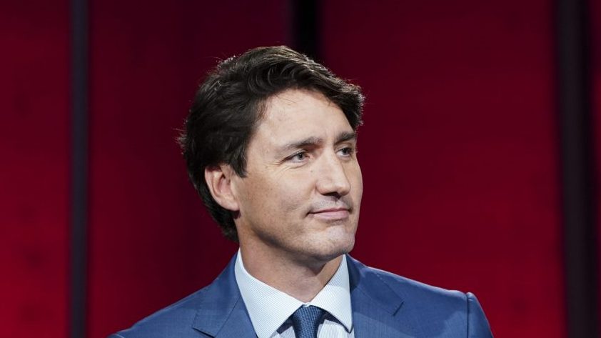 breakfasttv's tweet photo. The Prime Minister's Office is denying accusations that Justin Trudeau took a family vacation on Canada's first National Day for Truth and Reconciliation. His itinerary showed that he was in private meetings in Ottawa - that changed to Tofino, B.C. He was spotted on the beach. https://t.co/Oi90aNFgye