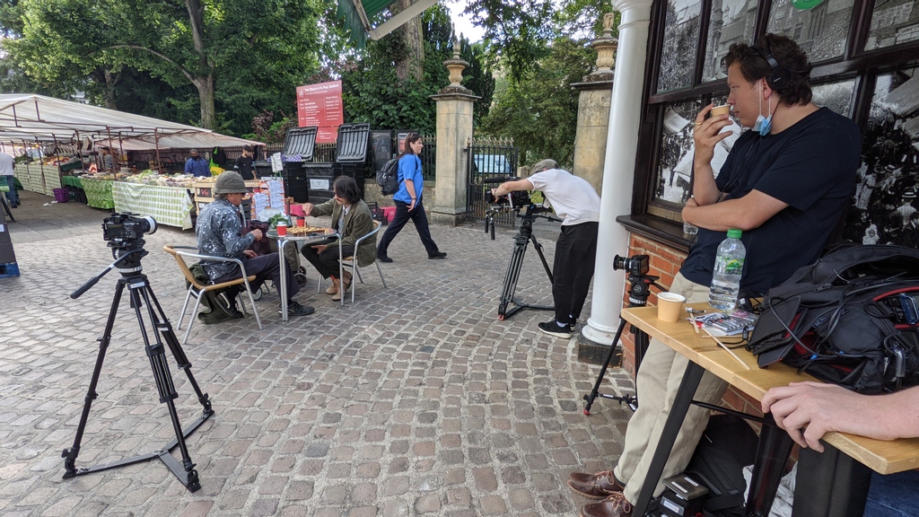 We were out at the market in Bedford for a very interesting game of chess between Simon Munnery and <a href="/andyholden_gm/">andy holden</a>

<a href="/studio_pow/">Studio POW</a> 
#brushwithcomedy