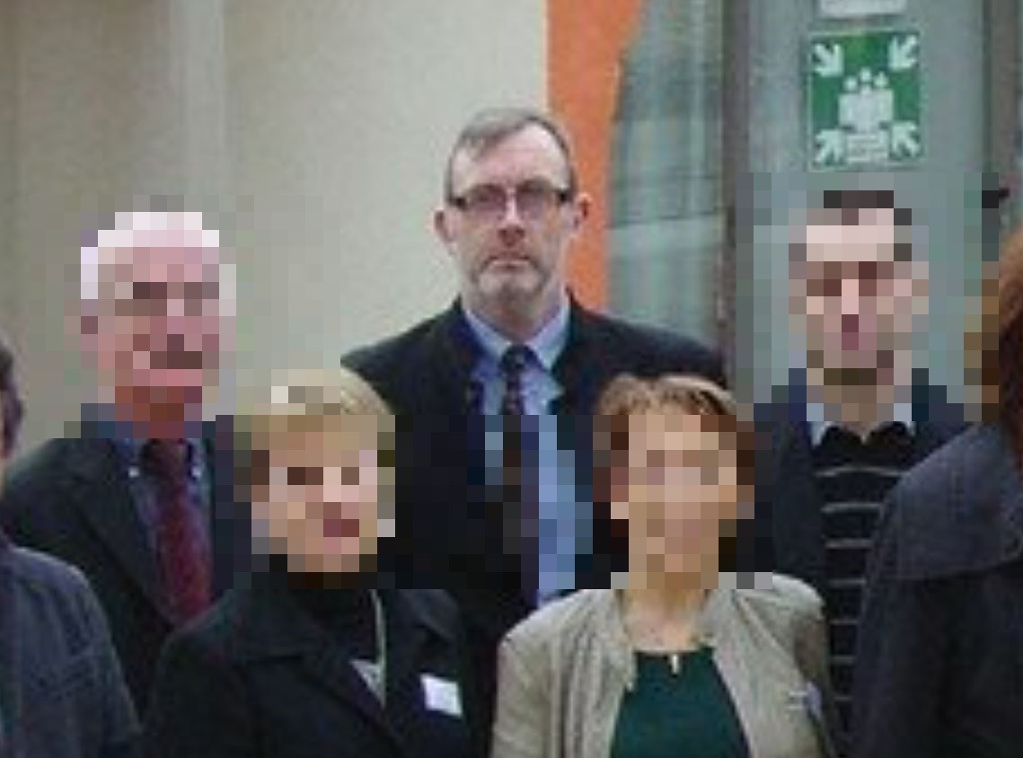 Âgé de 59 ans, François Vérove s’est donc suicidé car il allait être identifié par la justice. Bravo au juge et aux policiers qui n'ont rien lâché depuis 35 ans. Une pensée aux familles des victimes. Quant à cette ordure, qu'elle brûle en enfer !  3/3 #LeGrele