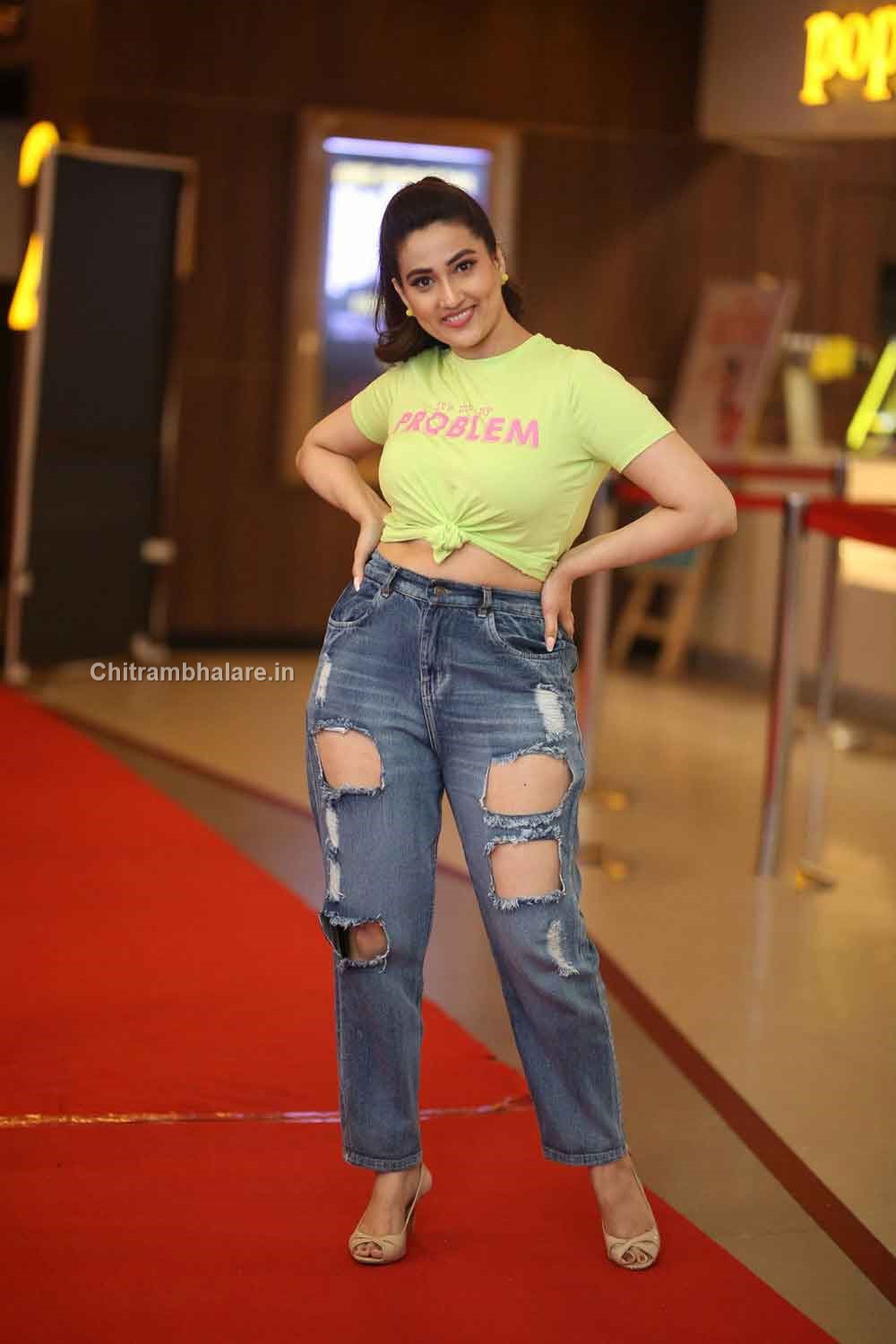 FAmC9qZUYAkuqfY?format=jpg&name=large