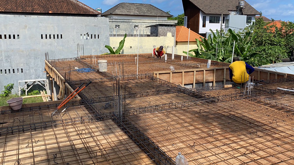 gak nyangka dikasi kesempatan untuk kerja di bidang seperti skrg, dulu nyangkanya jadi dokter spesialis diumur 25 dan punya aset villa 10unit