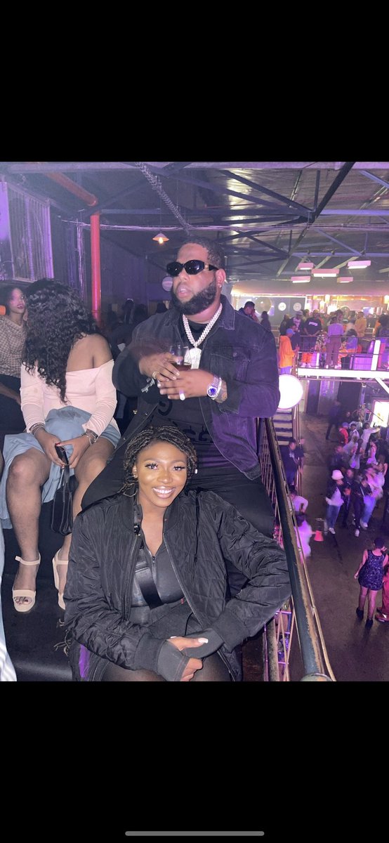 DBLACKGH's tweet photo. Thank u God for your love & your mercy. Thank you for ur blessings & your guidance. Thank u for keeping my team & family safe & healthy. Thank u for the success story of 2021 for myself & the team thus far. We give thanks #BAM #ClubOnyxgh #OasisLounge #BAG #LivewireEvents Amen🙏🏽 https://t.co/F9sBJGERuf