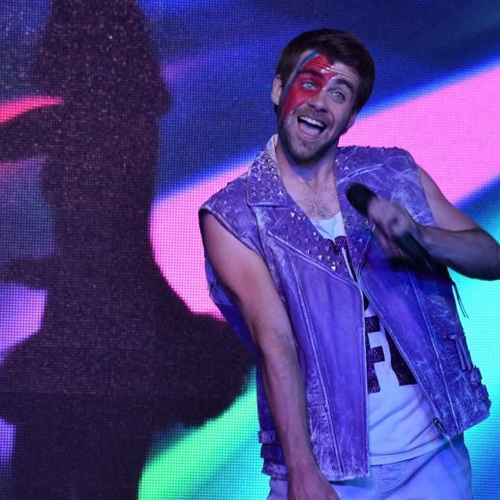 JordanH_Music's tweet photo. Throwing it back to the 80s 🕺🎉

#primrosevalley2021 #primrosevalley #myhavendays #haven #filey #work #entertainment https://t.co/I3ii4Jsu1N