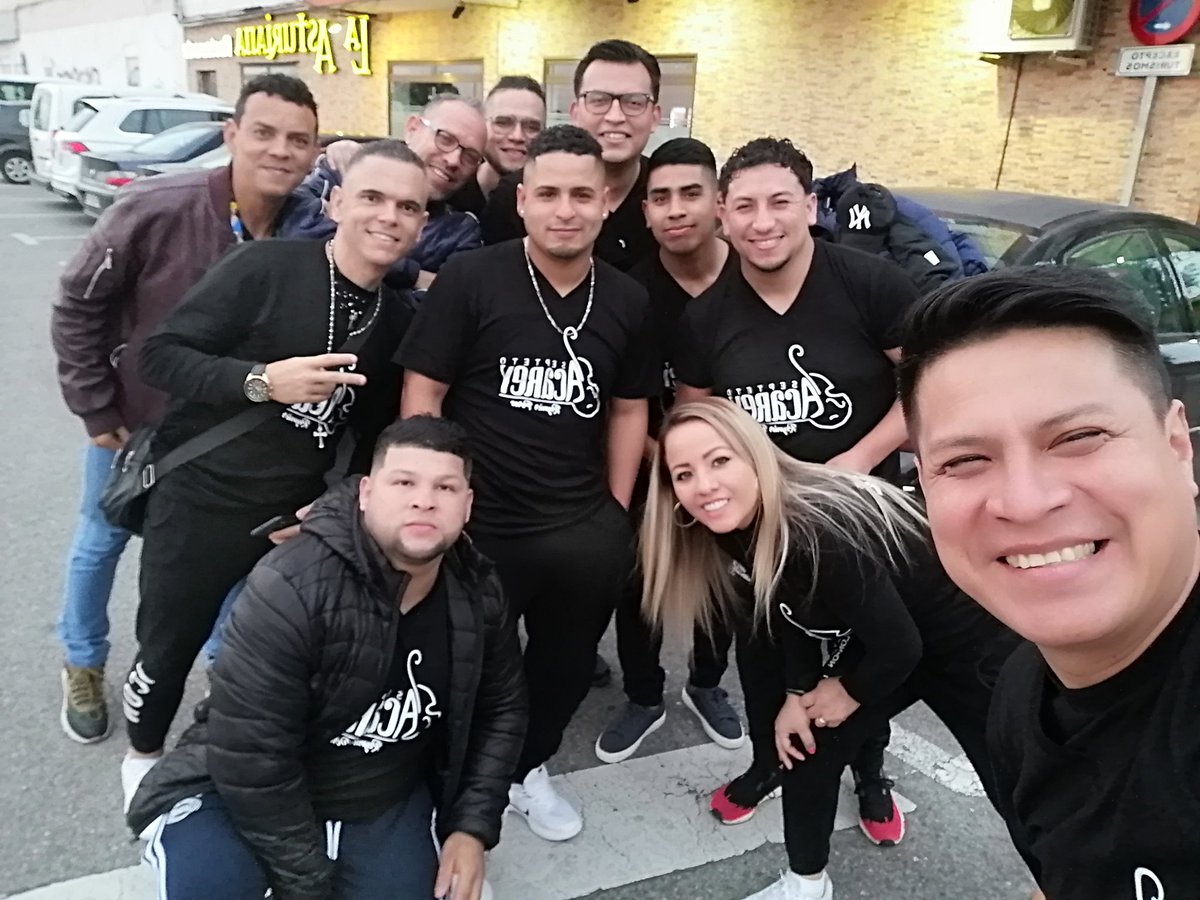AlbertoTerrazos's tweet photo. Ya estamos en España. Septeto Acarey Gira "Ser feliz" 2021. #SeptetoAcarey #Gira #AlbertoTerrazos https://t.co/HcSRzaUi6n