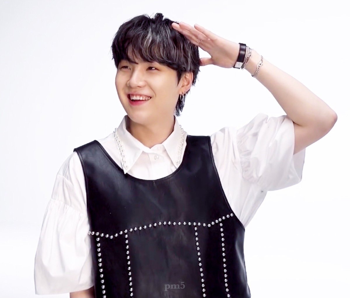 pm5_twt's tweet photo. 😆🖤 https://t.co/fMxOrxlx8d