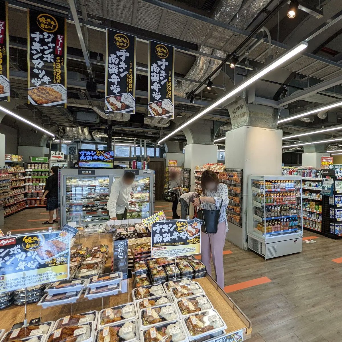 nippombashi_sns's tweet photo. 「CoDelなんばEKIKAN店」が9/30㈭オープン! ダイエーがリリースした都市型スーパーマーケット(営業時間は7:00~23:00)。イートインスペースもあります。
#codeli
#なんばekikan
#でんでんタウン
#日本橋筋商店街
#オタロード https://t.co/QaBpQhIbcV