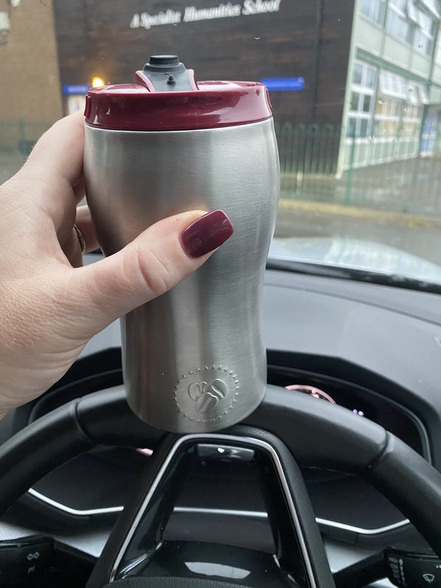 Beth_Tastic's tweet photo. When your @CostaCoffee isnβt just life itβs matching your new nails β¦. I wonder if I subconsciously chose this colour thinking of my next Costa π€ #Costa #Coffee #CoffeeDay #CoffeeTime #SchoolRun #raining #CoffeeIsLife #CoffeeLover #CoffeeTastic #fridaymorning #FridayVibes https://t.co/5nv0VRd4Xm