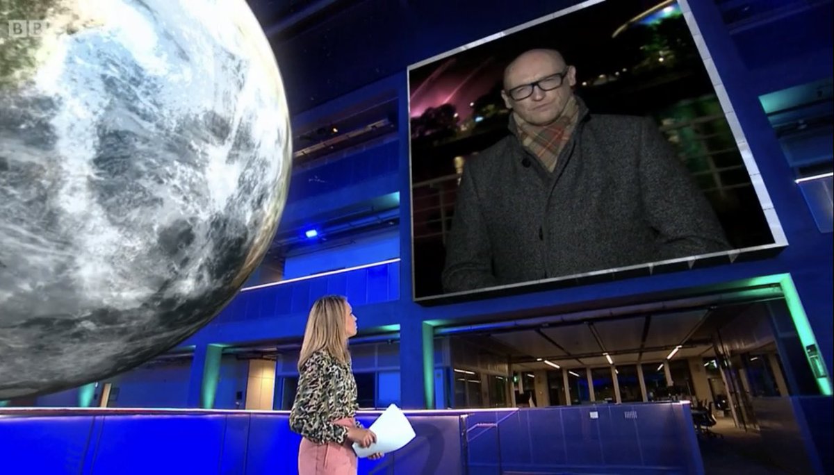 ryanwmckenna's tweet image. Great AR and design last night on #OurPlanetNow, crafted by @OCTOCHAMP &amp;amp; @_MattRussell__. Making great use of the amazing space in Pacific Quay @BBCScotlandNews @BBCDesignScot 

bbc.co.uk/iplayer/episod…