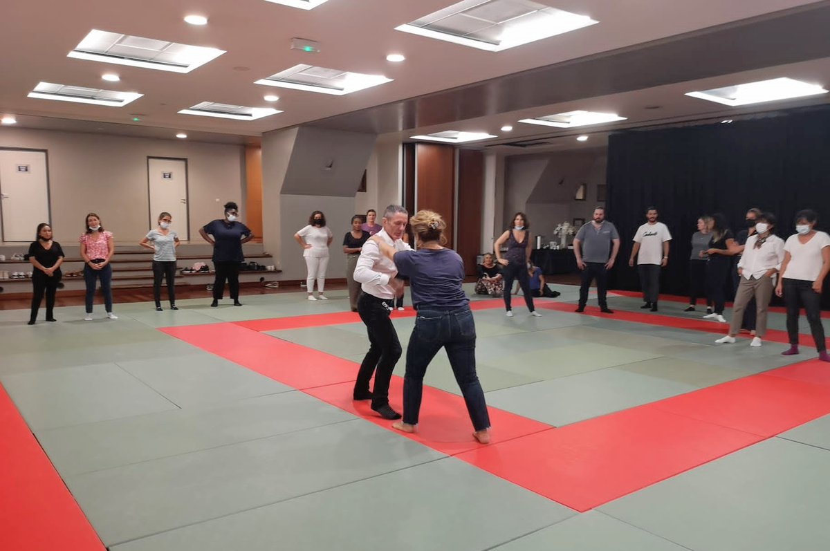 Engagement & Performance tweet media