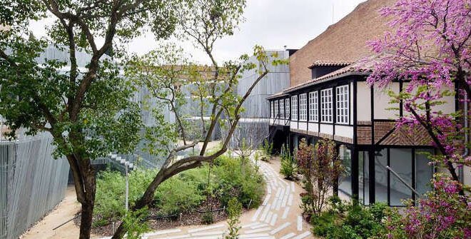 Lineamadrid's tweet photo. Madrid capital de la arquitectura... 🏠
«Semana de la #Arquitectura» del @COAMadrid 👉 https://t.co/JBex5nOIdT
#SemanaArquitectura2021 https://t.co/glpVdwwl9b