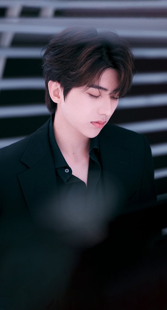 xukuncontent's tweet photo. — KUN
#蔡徐坤 #CAIXUKUN #xukun https://t.co/PkQH3ZlU9d