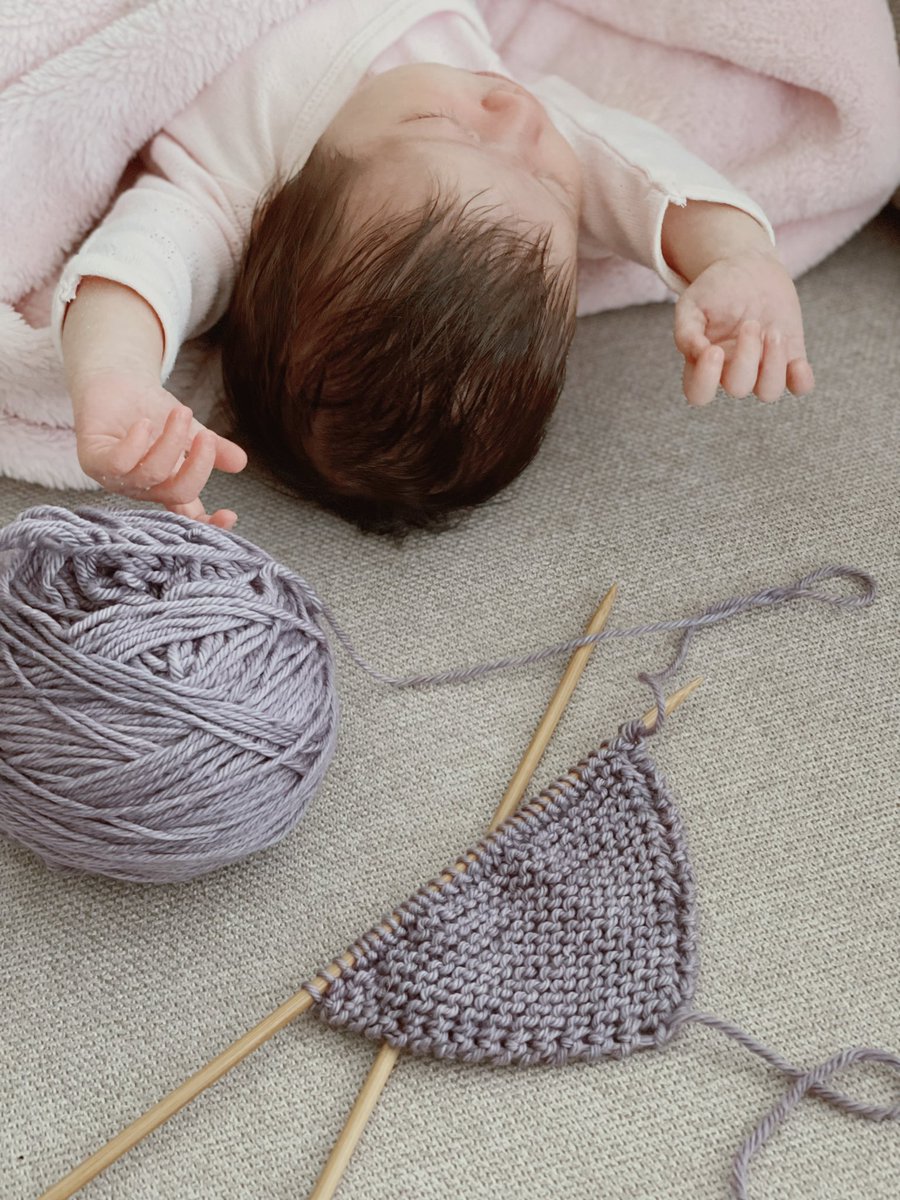 ChristineCheon9's tweet photo. The rare occasion when the kids actually go down for a nap, and I could start on some knitting. A great mindfulness activity to ground myself. 💙
#mindfulness #findingpeacewithin #selfcare https://t.co/nguA3tM7IW