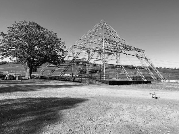 Ultradomlfc's tweet photo. 264…..#Glasto2022 https://t.co/09v5dwyluF