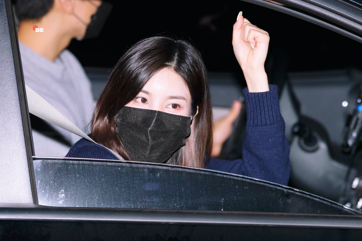 BE___0927's tweet photo. 210929

아자아자 ! 화이자 !

#은비 #권은비 #KwonEunBi #クォン・ウンビ https://t.co/D70KiJqMoH