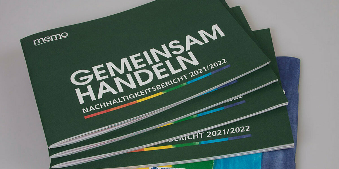 memo hat im August seinen zehnten #Nachhaltigkeitsbericht veröffentlicht. Darin rückt der Versandhändler die größten Herausforderungen und Erfolge in Sachen #Nachhaltigkeit in den Blickpunkt – von den Anfängen bis zur Gegenwart umweltdialog.de/de/management/… #Reporting #CSR #Strategie