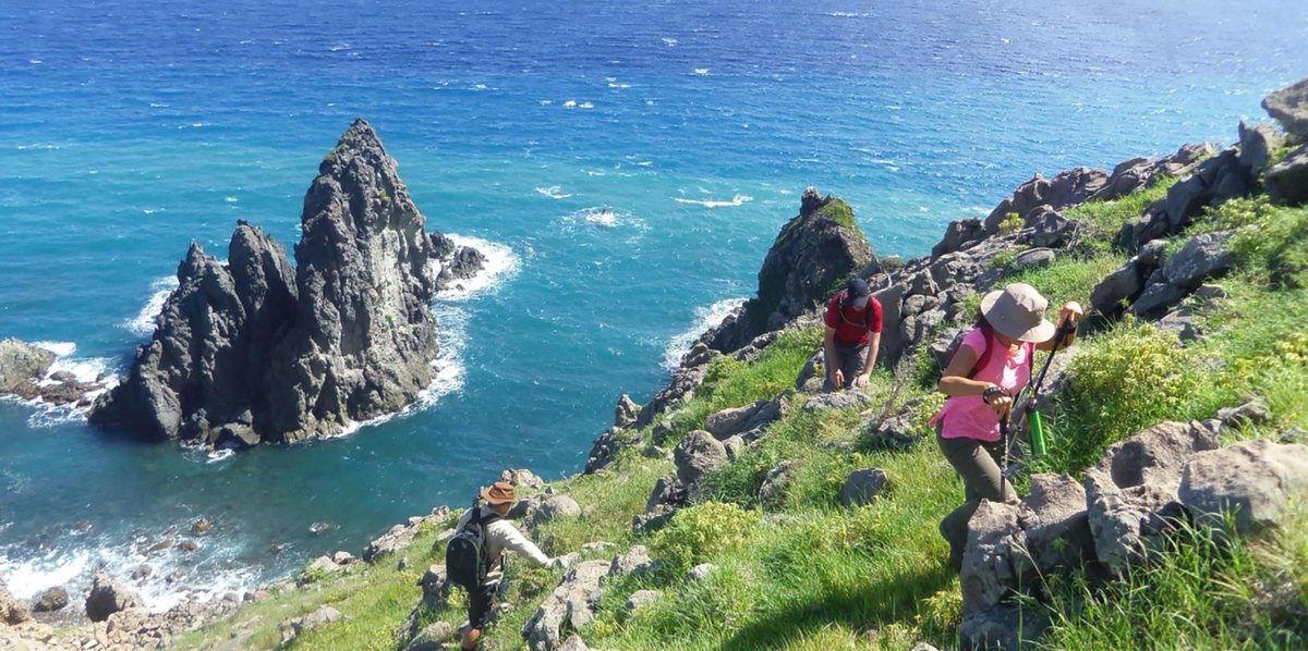 wanderlustmag's tweet photo. 4 reasons to visit Montserrat > https://t.co/vZRFgWqE6i 

With diverse walks, ebony sand beaches, wildlife-rich forests and an even richer culture, there's every reason to visit Montserrat in the Caribbean...

Learn more > https://t.co/vZRFgWqE6i 

#wlmt #ad https://t.co/k3jT2Bva8X