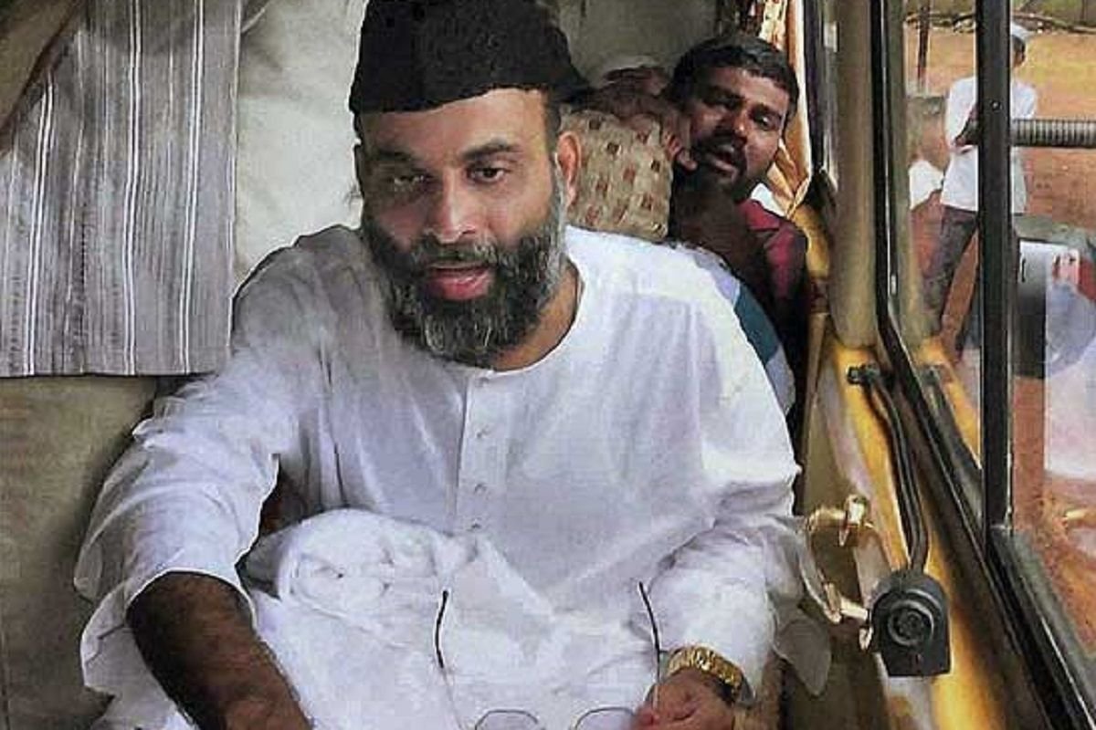 LawstreetJ's tweet photo. SC rejects a plea by Abdul Nasser Madani, a key accused in 2008 Bengaluru serial blasts case,to be shifted to his home state Kerala instead of staying under surveillance in Bengaluru. @LawstreetJ #SupremeCourt #AbdulNasserMadani #serialblastscase #Bangalore #Kerala #surveillance https://t.co/W9pRDzaygX
