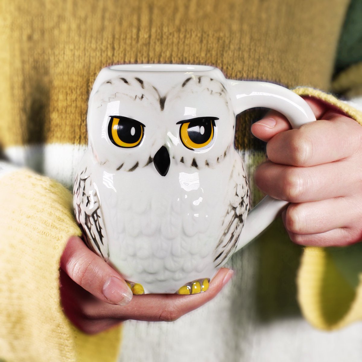 To celebrate #InternationalCoffeeDay, there's nothing more magical than cuddling up with a good old cup of coffee! ☕✨

Check out our 3D shaped mugs to share a hot beverage with your favourite pop culture character here: ow.ly/OgSh50GdFWO