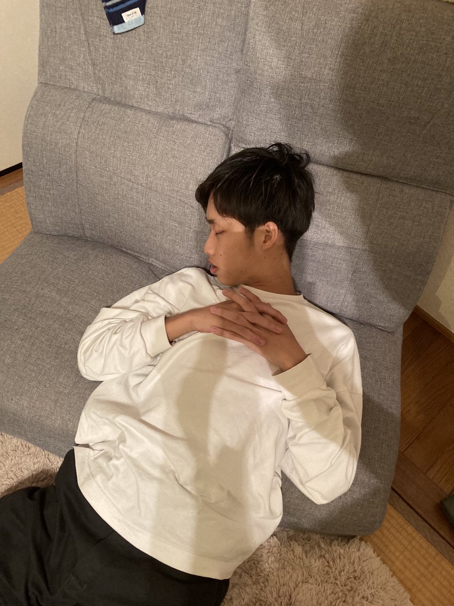 crest_sight's tweet photo. なんと！
今日でGt./Vo.かなたの誕生日から1ヶ月経ちました！おめでとう！

なかなか活動できてませんが続けてます https://t.co/9afaZxCXLK