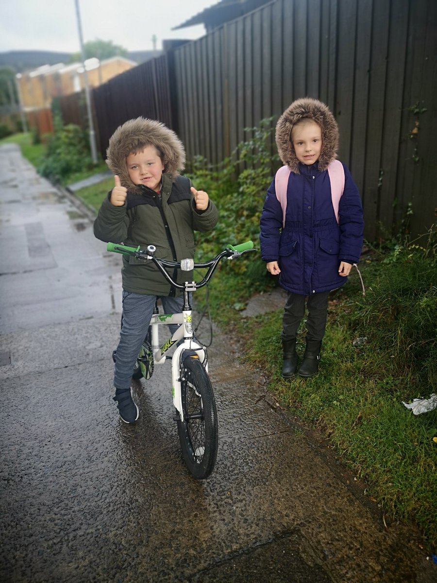 stapleton_jen's tweet photo. Day 5 #BikeToSchoolWeek we sadly missed out on day 4 due to some pretty wet and windy weather 😕☔
@YGCwmbran @BikeWalkScoot https://t.co/xYfWVWoJIx
