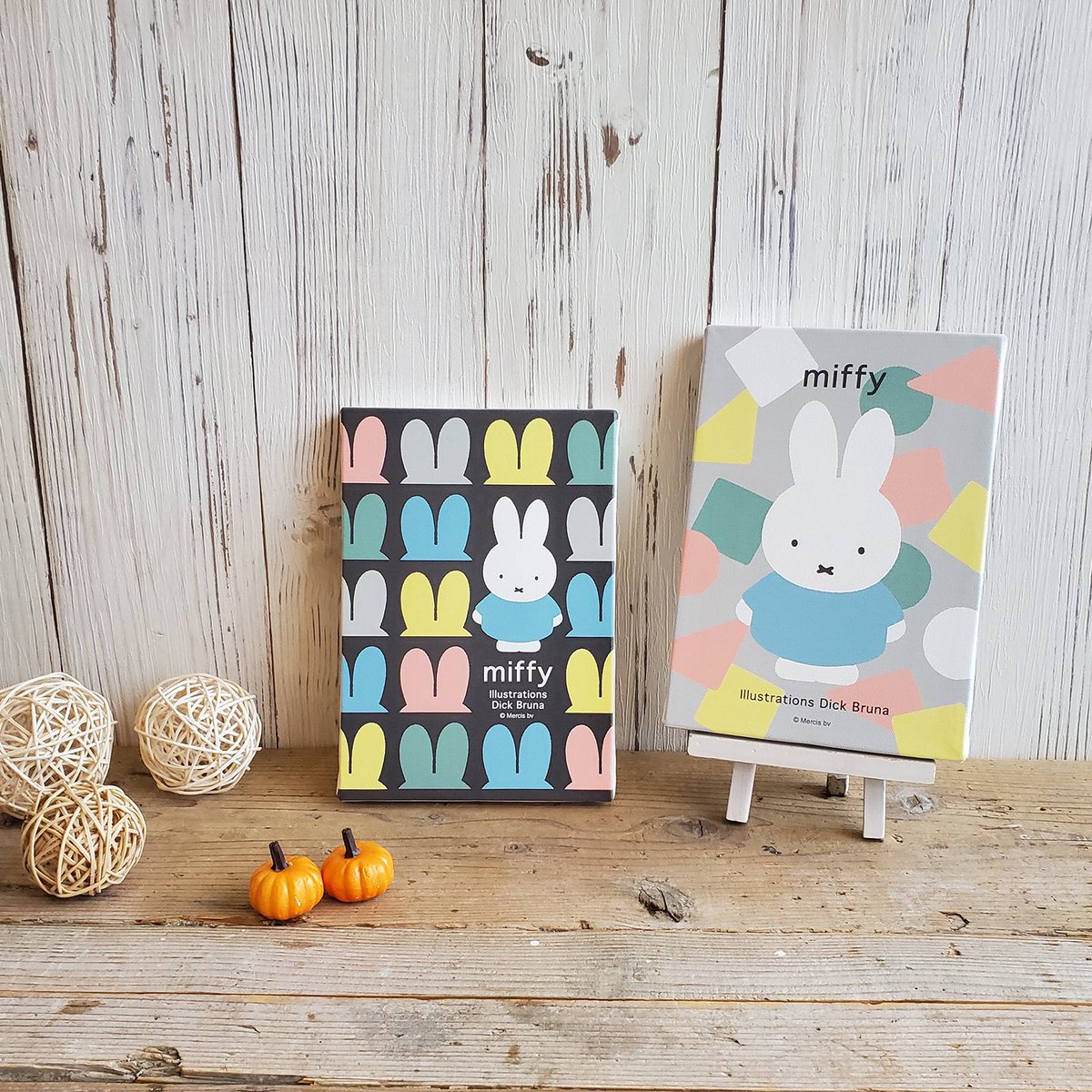marimo_craft's tweet photo. miffy 新商品のご紹介🐰✨
🍁秋らしい色合い「オータムカラー」。
素敵なウォールキャンバス♡
アイマスク、
スリッパ、あったかブランケットも
🍂 10月発売 🍂
✔オータムカラーシリーズ
☆miffy💫新作はコチラ
https://t.co/Azuz7PSIIf
#ミッフィー #miffy
#marimocraft #マリモクラフト https://t.co/a2sxLDHhCd